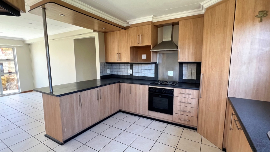 3 Bedroom Property for Sale in Langenhovenpark Free State